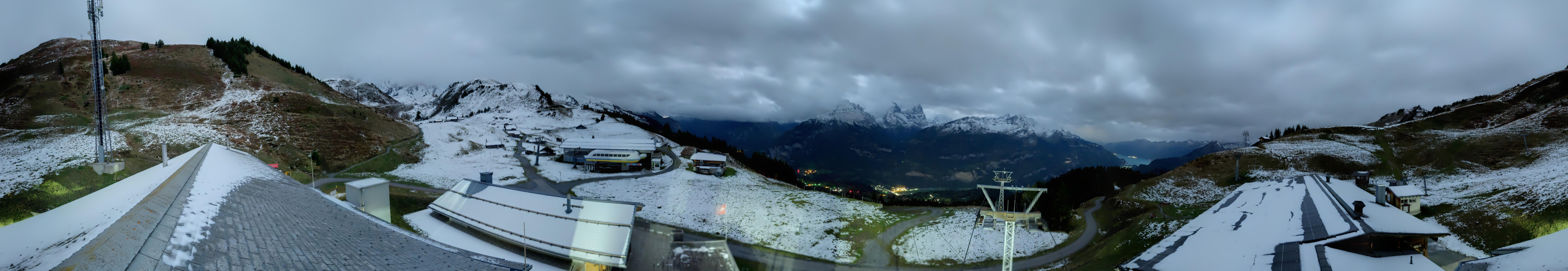 Archiv Foto Webcam Panoramacam Meiringen Hasliberg Mittelstation Käserstatt