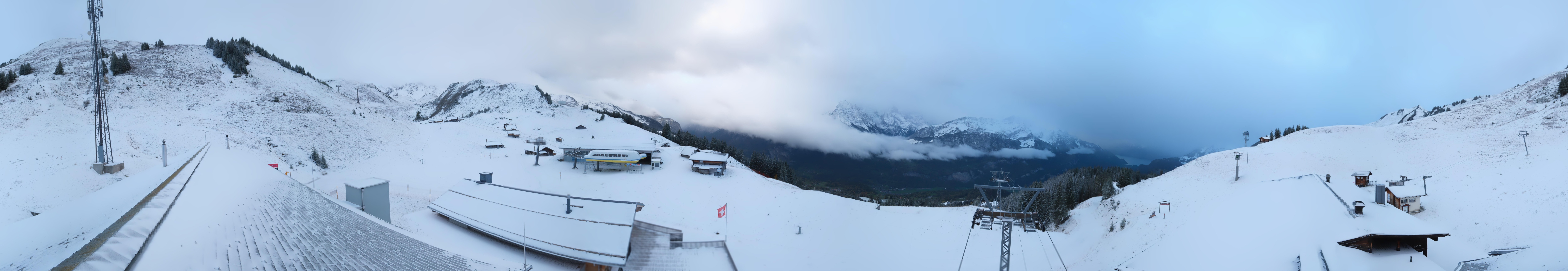 Archiv Foto Webcam Panoramacam Meiringen Hasliberg Mittelstation Käserstatt