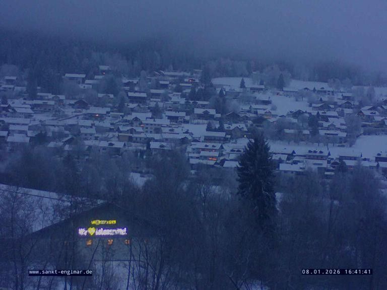 Archiv Foto Webcam Sankt Englmare Ortsblick