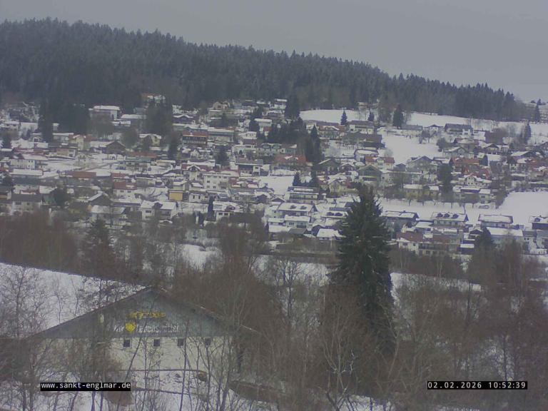 Archiv Foto Webcam Sankt Englmare Ortsblick