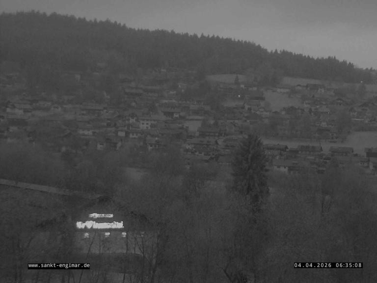 Archiv Foto Webcam Sankt Englmare Ortsblick