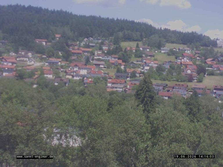 Archiv Foto Webcam Sankt Englmare Ortsblick