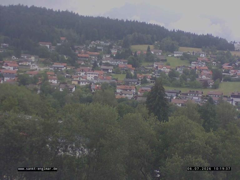 Archiv Foto Webcam Sankt Englmare Ortsblick
