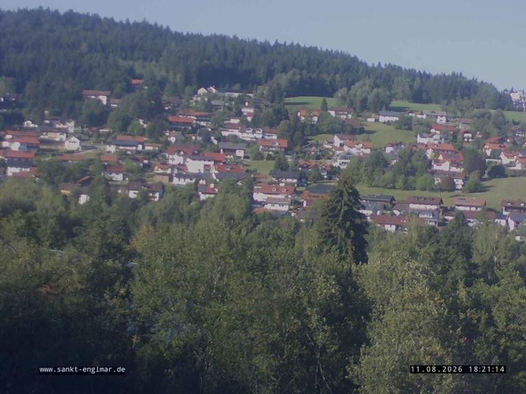 Archiv Foto Webcam Sankt Englmare Ortsblick
