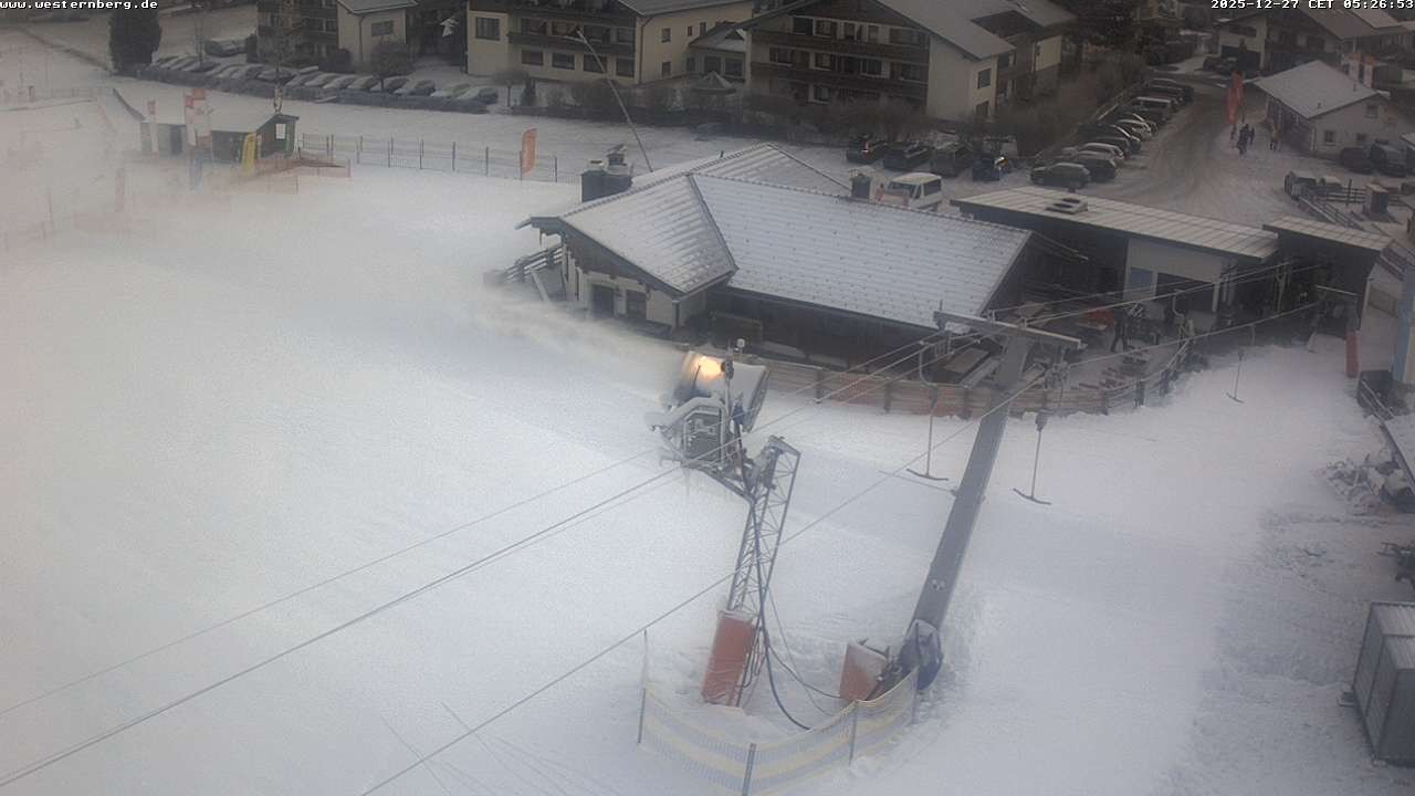 Archiv Foto Webcam Ruhpolding: Wirtshaus und Talstation Lift Westernberg