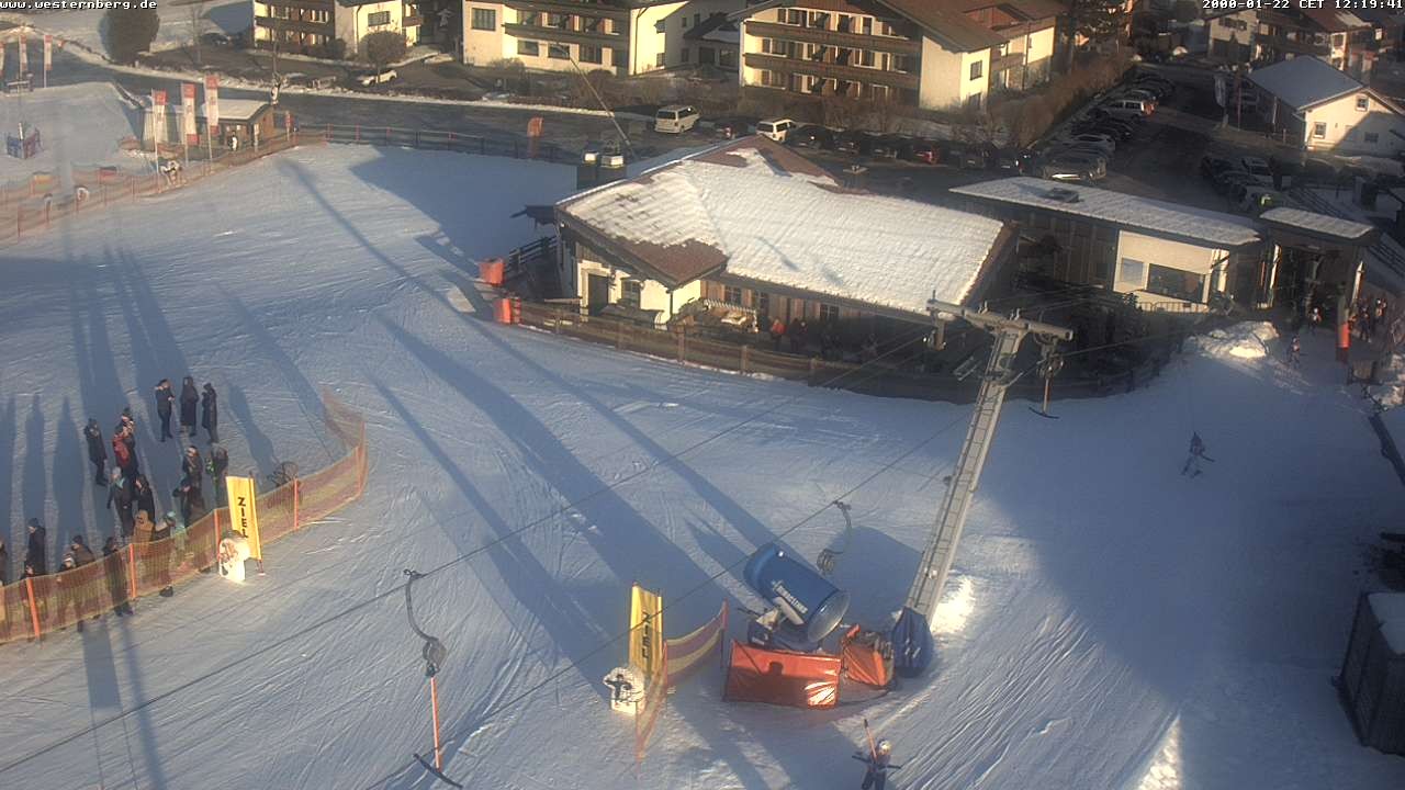 Archiv Foto Webcam Ruhpolding: Wirtshaus und Talstation Lift Westernberg
