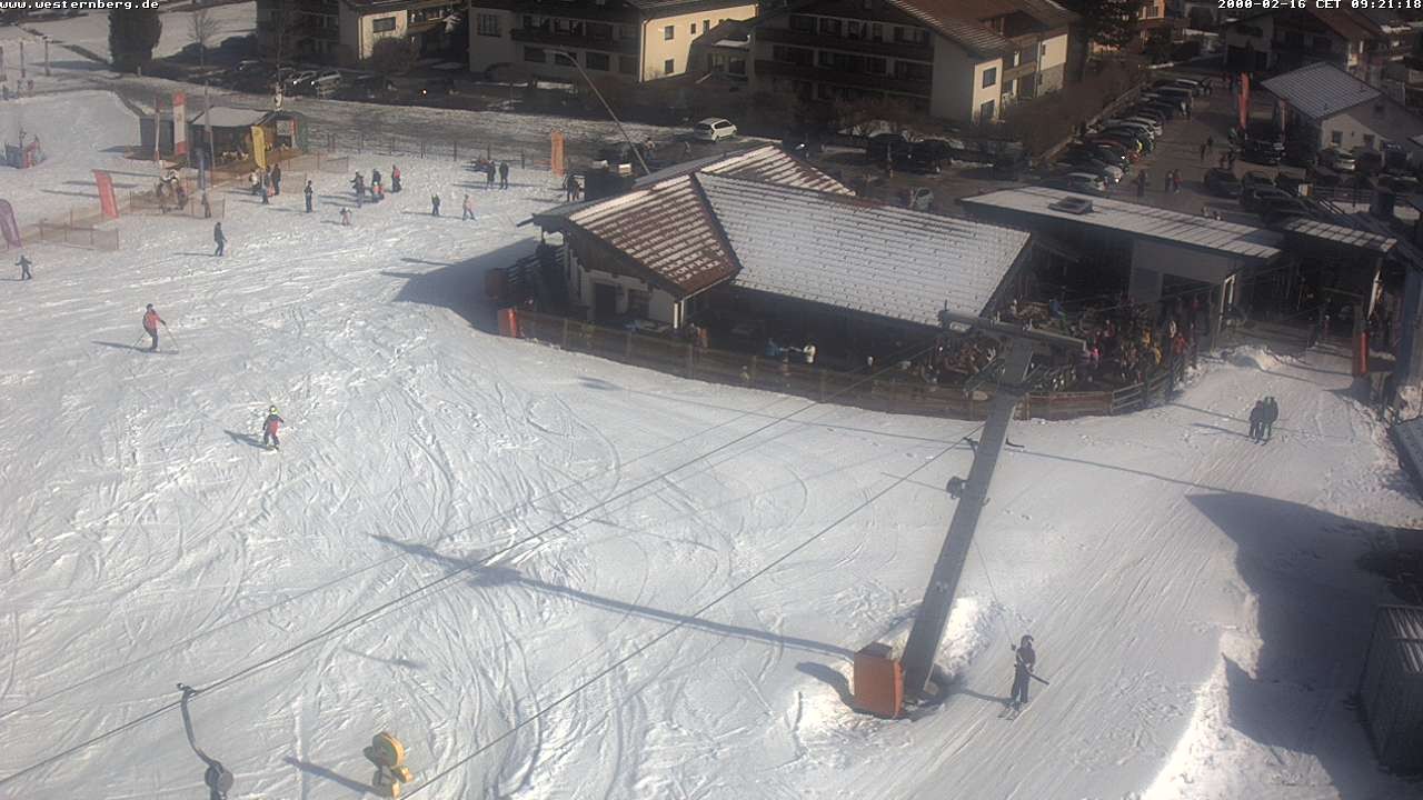 Archiv Foto Webcam Ruhpolding: Wirtshaus und Talstation Lift Westernberg