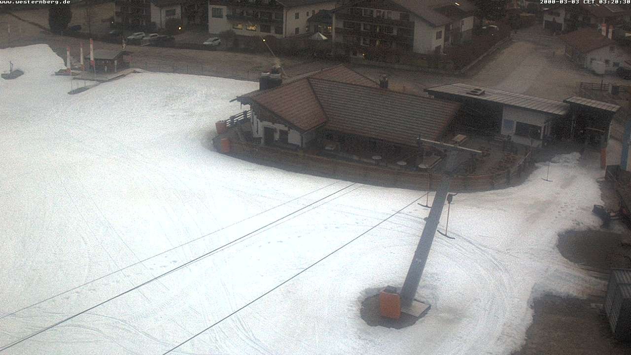 Archiv Foto Webcam Ruhpolding: Wirtshaus und Talstation Lift Westernberg