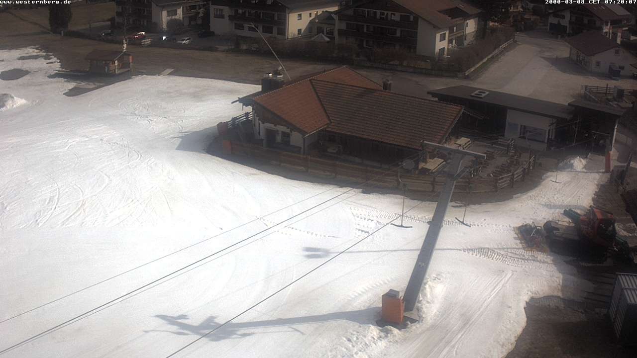 Archiv Foto Webcam Ruhpolding: Wirtshaus und Talstation Lift Westernberg