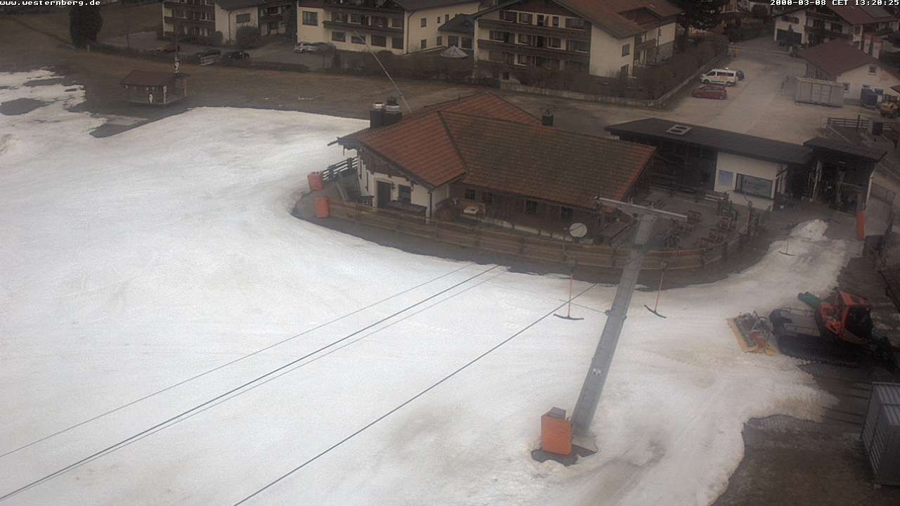 Archiv Foto Webcam Ruhpolding: Wirtshaus und Talstation Lift Westernberg