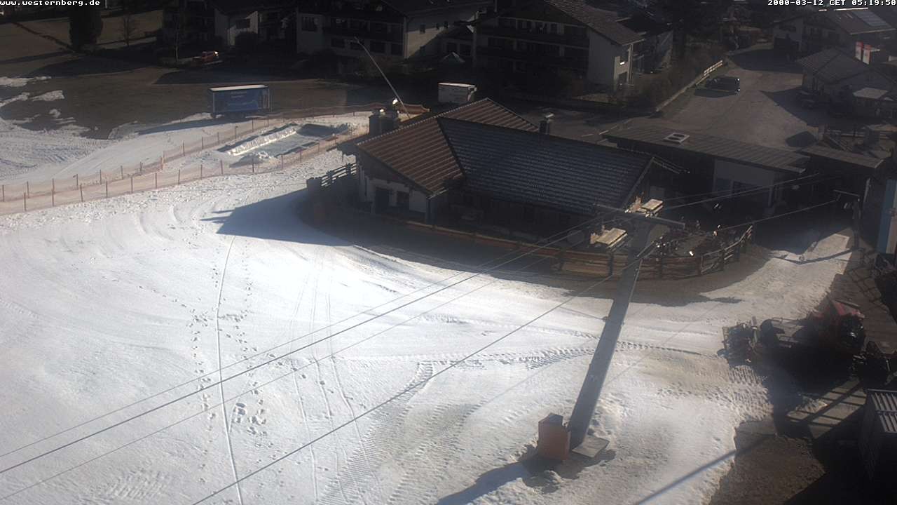 Archiv Foto Webcam Ruhpolding: Wirtshaus und Talstation Lift Westernberg