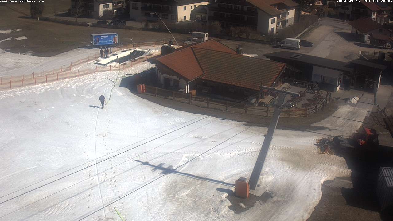 Archiv Foto Webcam Ruhpolding: Wirtshaus und Talstation Lift Westernberg