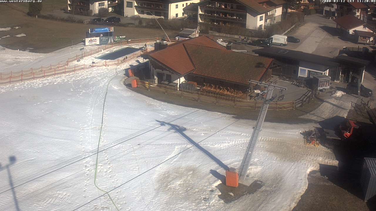 Archiv Foto Webcam Ruhpolding: Wirtshaus und Talstation Lift Westernberg