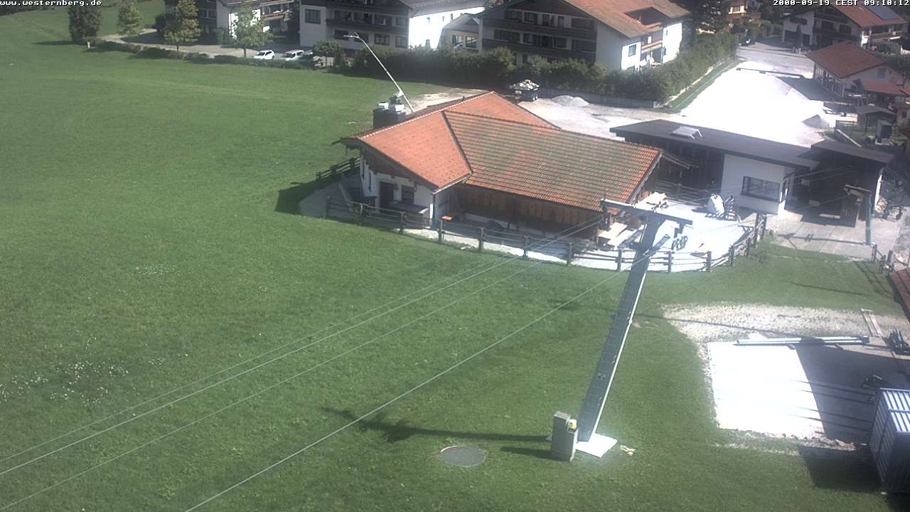 Archiv Foto Webcam Ruhpolding: Wirtshaus und Talstation Lift Westernberg