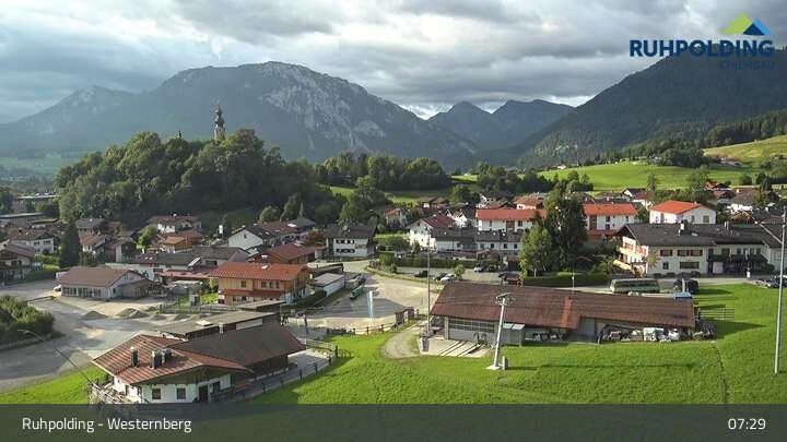 Archived image Webcam Ski pistes in Ruhpolding, western mountain