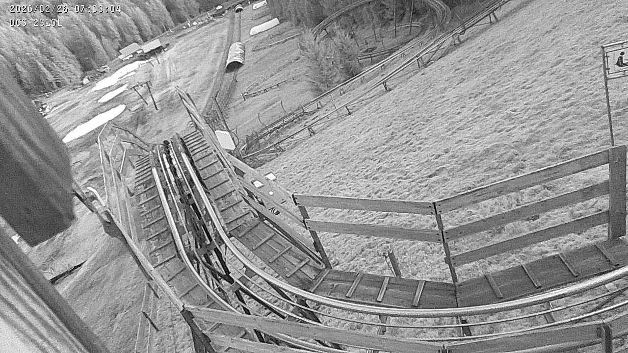 Archived image Webcam Mehliskopf - View Toboggan run