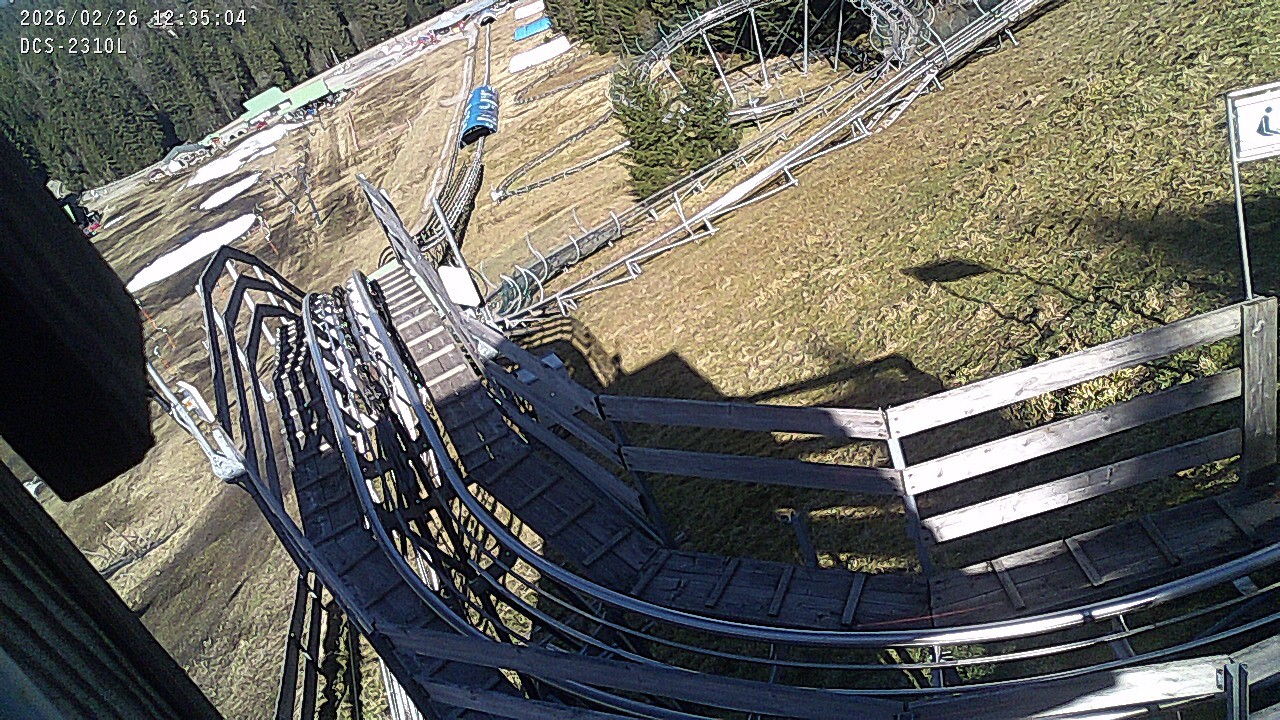 Archived image Webcam Mehliskopf - View Toboggan run