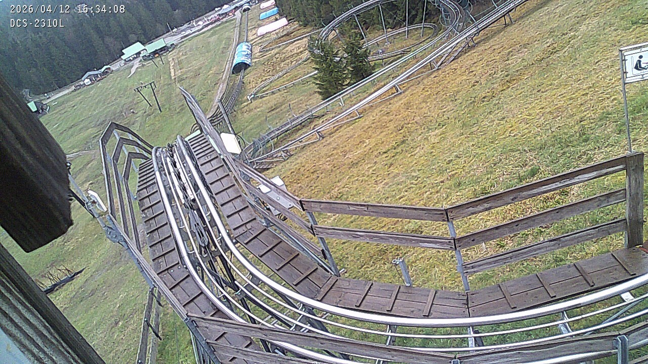 Archived image Webcam Mehliskopf - View Toboggan run