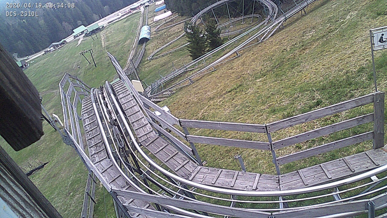 Archived image Webcam Mehliskopf - View Toboggan run