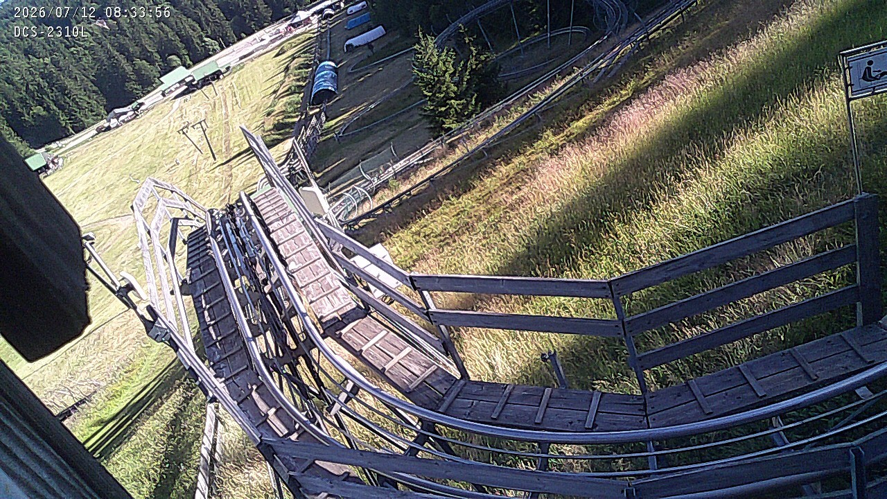 Archived image Webcam Mehliskopf - View Toboggan run