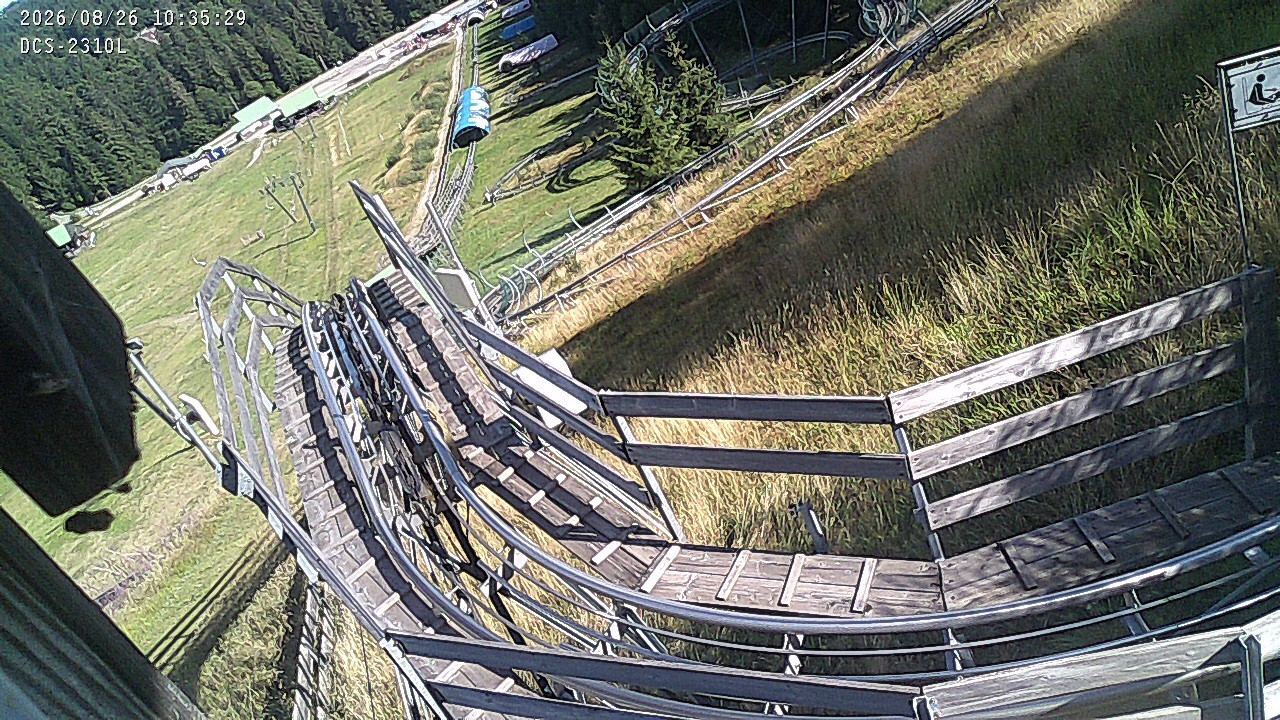 Archived image Webcam Mehliskopf - View Toboggan run