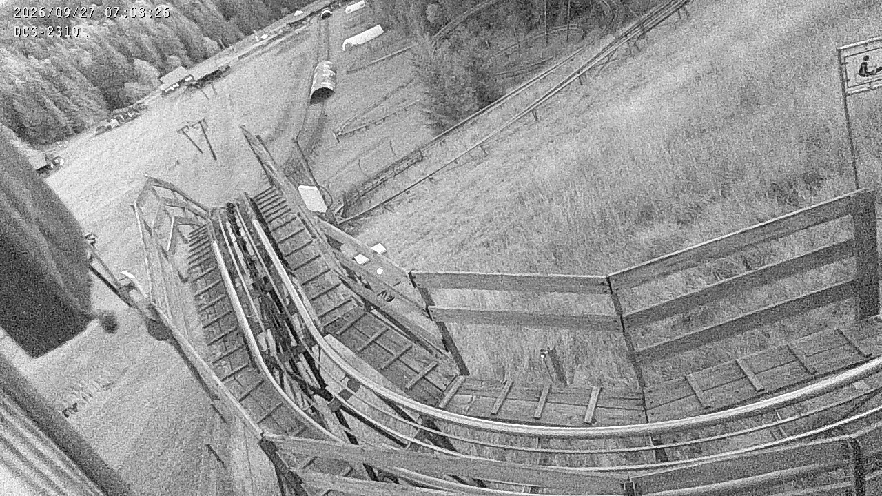 Archived image Webcam Mehliskopf - View Toboggan run