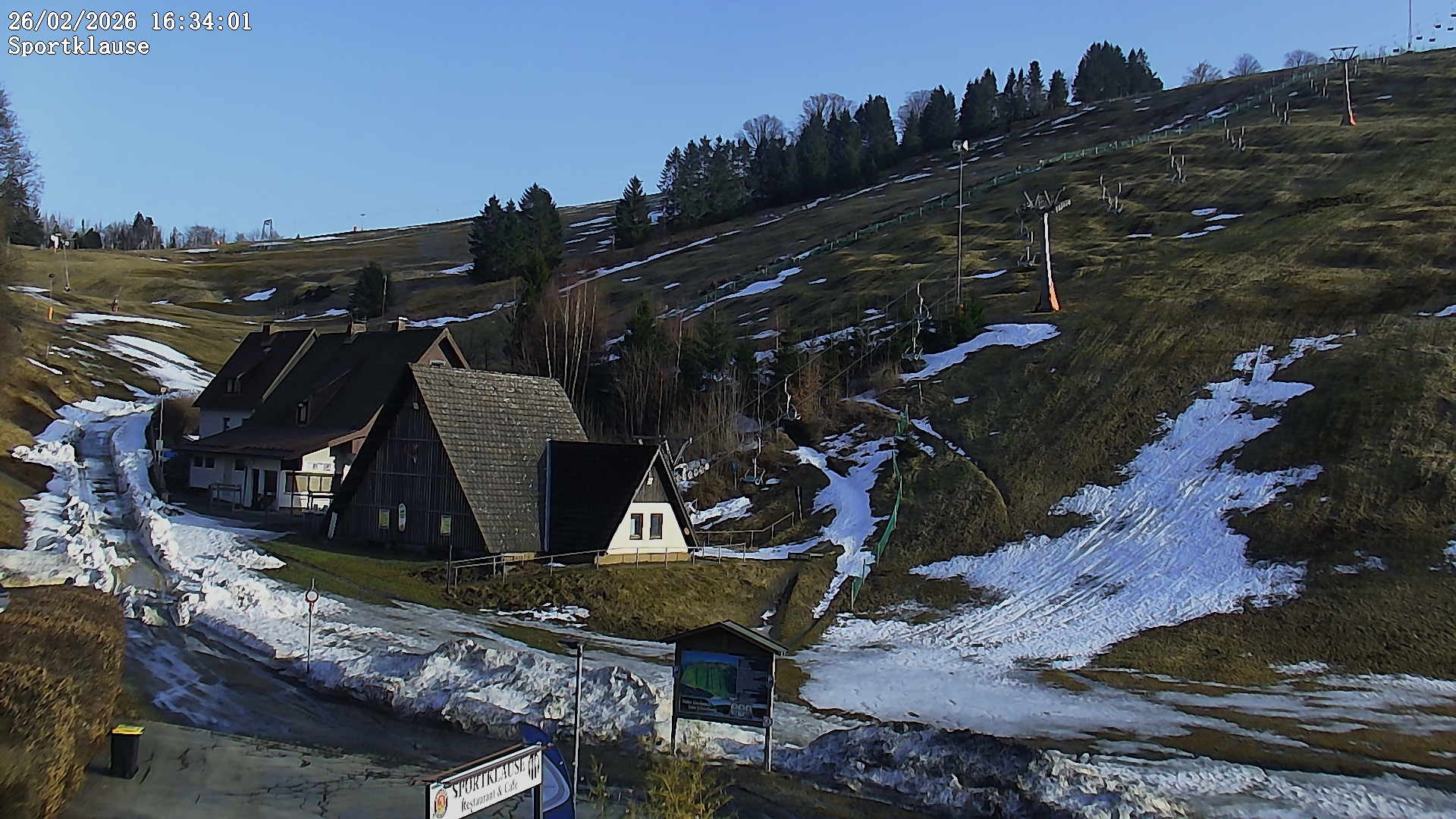 Archived image Webcam Sportklause at Matthias-Schmidt-Berg