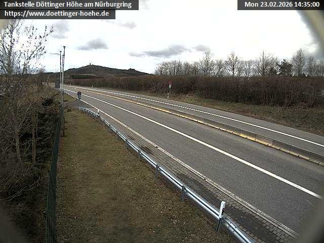 Archiv Foto Webcam Blick zur Nürburg