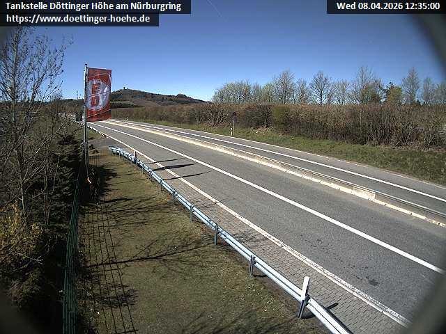 Archiv Foto Webcam Blick zur Nürburg