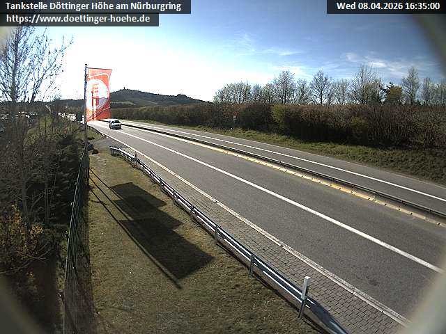 Archiv Foto Webcam Blick zur Nürburg