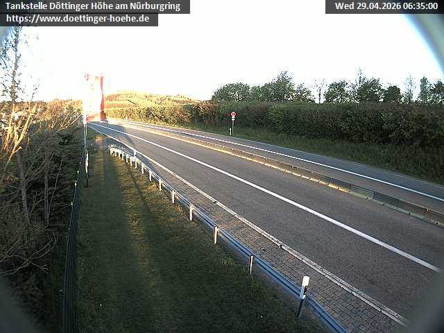 Archiv Foto Webcam Blick zur Nürburg