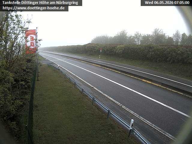 Archiv Foto Webcam Blick zur Nürburg