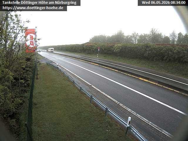Archiv Foto Webcam Blick zur Nürburg