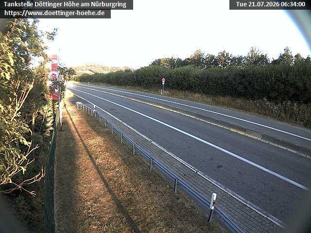 Archiv Foto Webcam Blick zur Nürburg