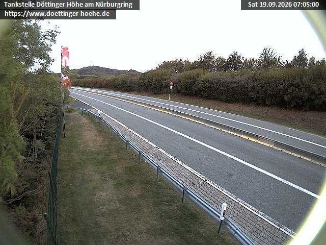 Archiv Foto Webcam Blick zur Nürburg
