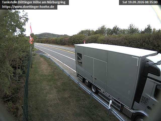 Archiv Foto Webcam Blick zur Nürburg