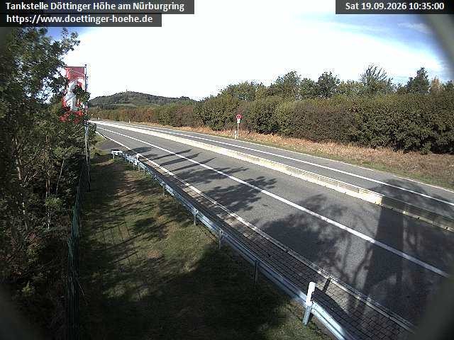Archiv Foto Webcam Blick zur Nürburg