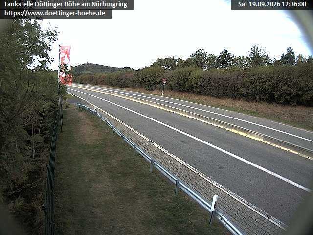 Archiv Foto Webcam Blick zur Nürburg