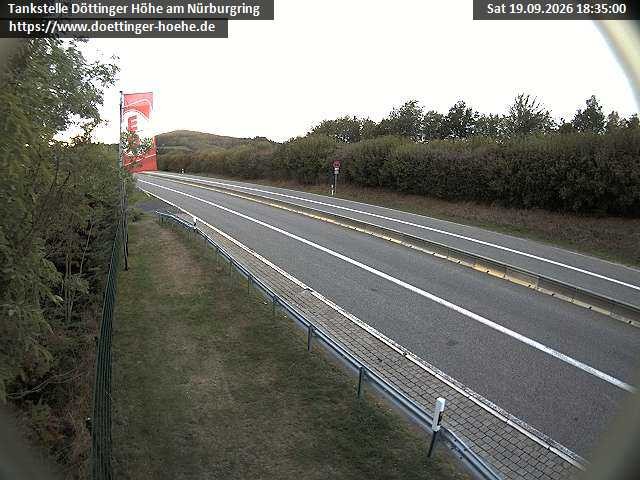 Archiv Foto Webcam Blick zur Nürburg