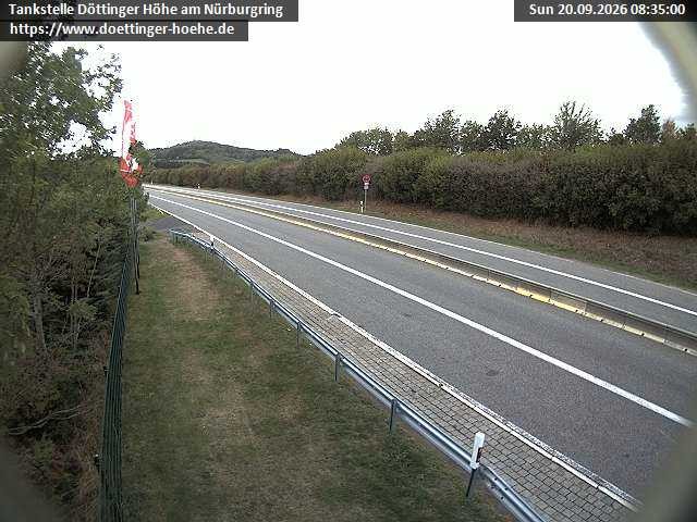 Archiv Foto Webcam Blick zur Nürburg