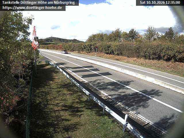 Archiv Foto Webcam Blick zur Nürburg