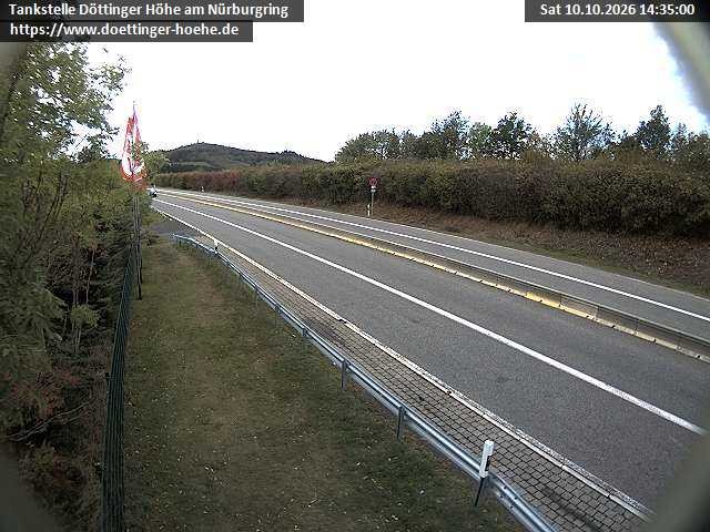 Archiv Foto Webcam Blick zur Nürburg