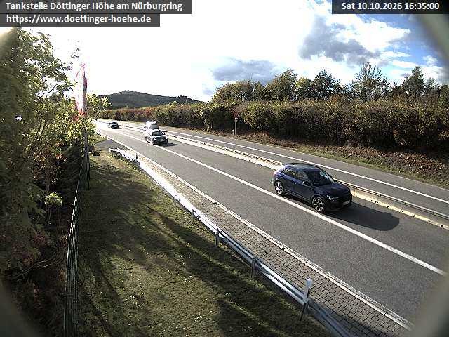 Archiv Foto Webcam Blick zur Nürburg