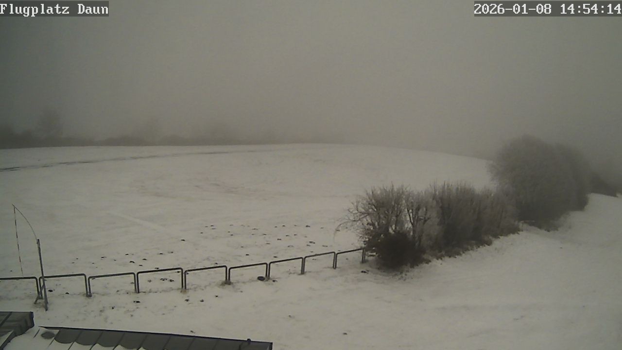 Archiv Foto Webcam Daun - Flugplatz