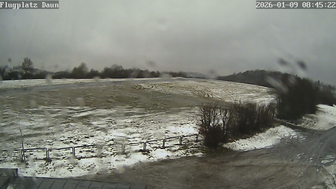 Archiv Foto Webcam Daun - Flugplatz