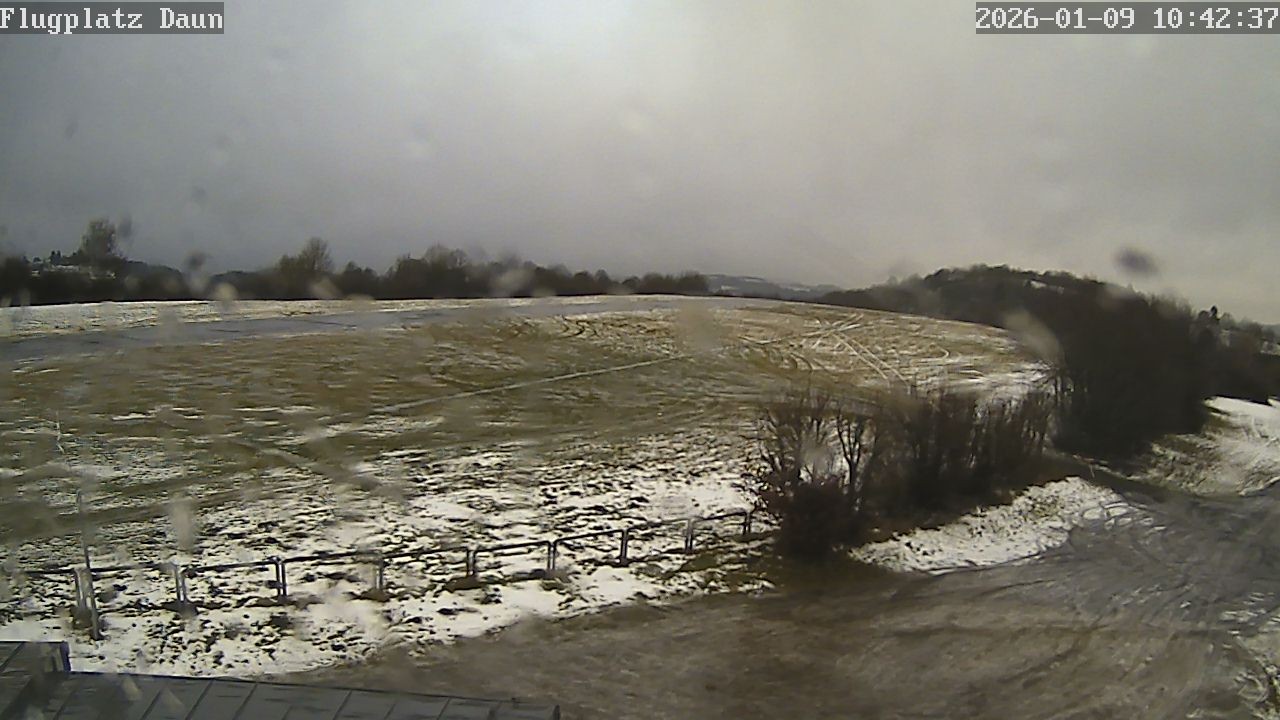 Archiv Foto Webcam Daun - Flugplatz