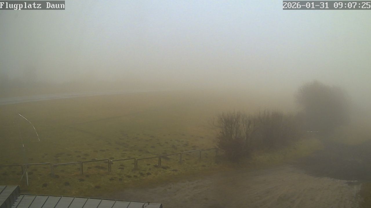 Archiv Foto Webcam Daun - Flugplatz