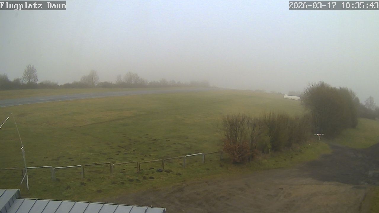 Archiv Foto Webcam Daun - Flugplatz