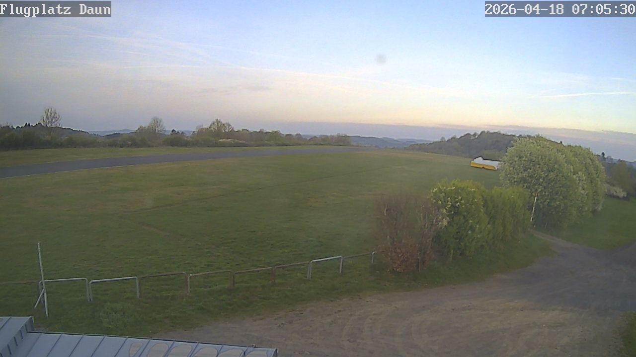 Archiv Foto Webcam Daun - Flugplatz
