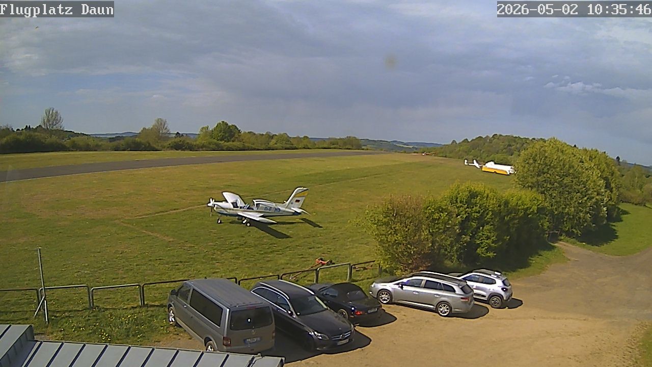 Archiv Foto Webcam Daun - Flugplatz